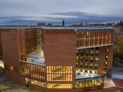 Toulouse School of Economics