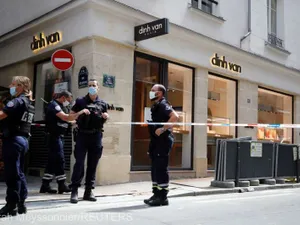 După Chaumet, și bijuteria Dinh Van din zona Champs Elysées a fost jefuită. / Foto: agerpres.ro