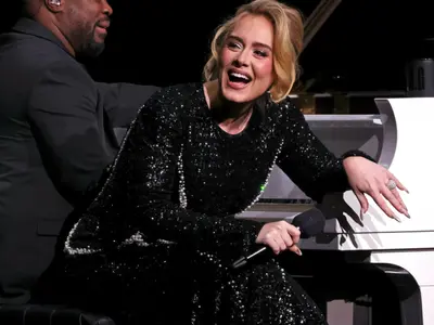 Adele s-a oprit în timpului unui concert pentru a înjura un fan. Ce făcuse acesta? „Ești prost?” - Foto: Profimedia images  / imagine cu rol ilustrativ