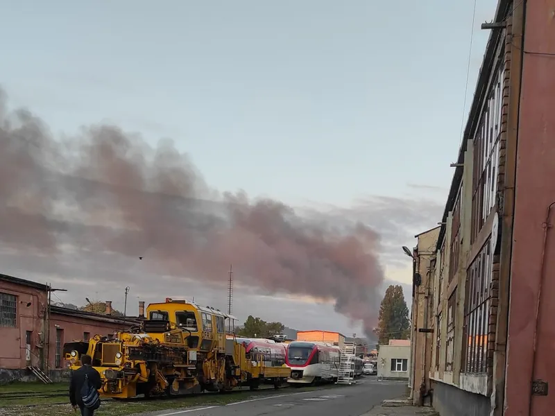 Flăcările au izbucnit în Parcul industrial Tetarom. FOTO: Facebook