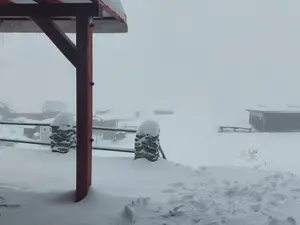 Locul din România unde poți pune deja schiurile în picioare. / Foto: Meteoplus, Facebook