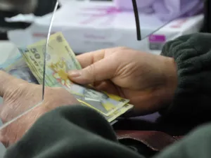 Ce scutire au românii care se grăbesc să-şi achite impozitele în 2024 și cum poți folosi recompensa - Foto: Arhivă/ Imagine cu caracter ilustrativ