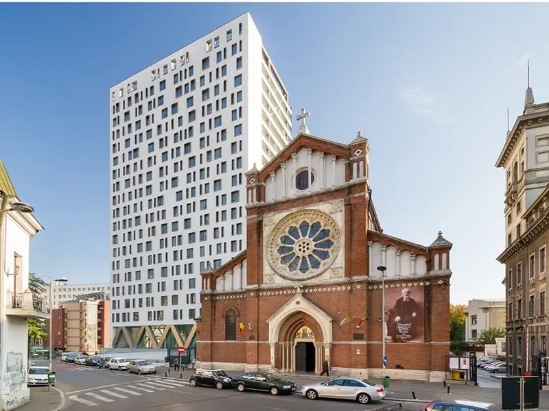 Avocat: De ce Cathedral Plaza nu poate avea altă destinație și trebuie demolată. Costă 7.000.000$.  / FB