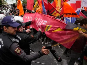 Proteste în Turcia, de 1 mai, cu zeci de arestări. 42.000 de polițiști au fost mobilizați - Foto: Profimediaimages.ro