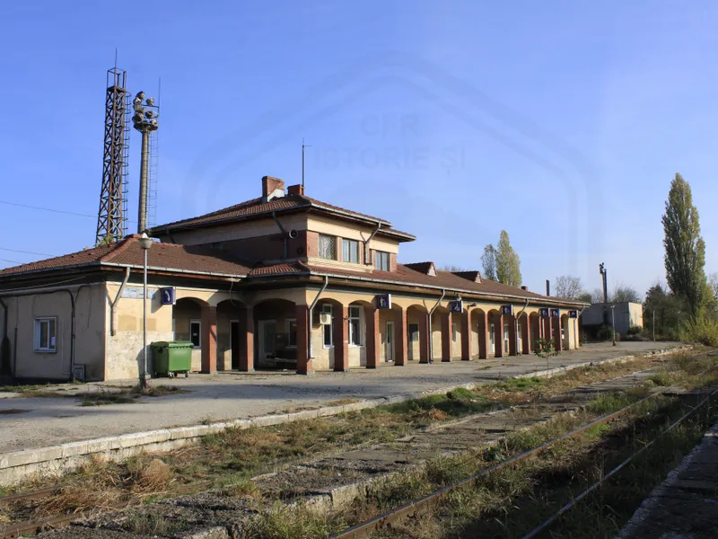 Gara București Progresul a împlinit 63 de ani. Află de ce stă închisă pentru călători de 18 ani - Foto: Facebook/CFR- Istorie și cotidian