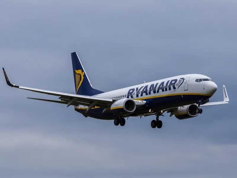 Panică la bordul unui avion Ryanair. Pasagerii evacuați, după o explozie urmată de flăcări la aripă - Foto: Profimedia images - Caracter ilustrativ