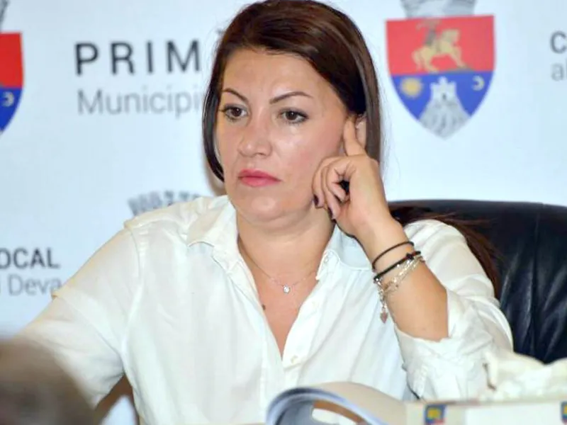 Fostul secretar al Primăriei Deva, Laura Sârbu. / Foto: .mesagerulhunedorean.ro