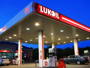 Benzinărie Lukoil/FOTO: Ziarul FInanciar