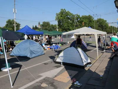 Corturi în Sofia/FOTO: balkaneu.com