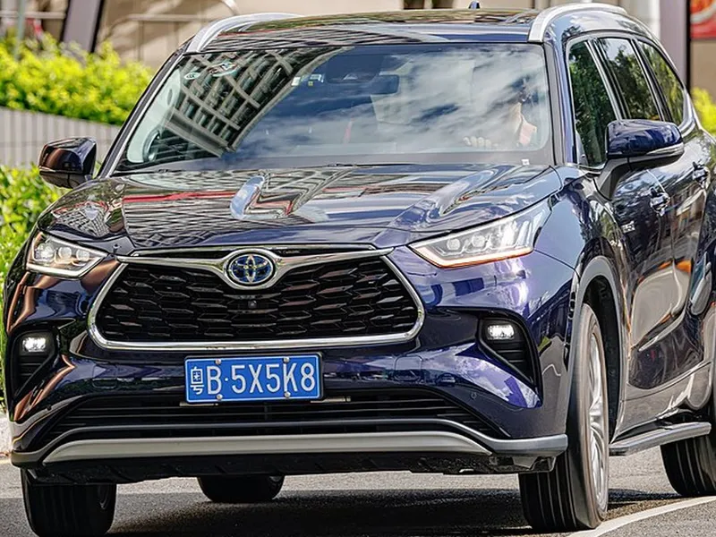 SUV-ul Toyota Highlander Hybrid - Foto: Wikimedia/Dinkun Chen/CC BY-SA 4.0