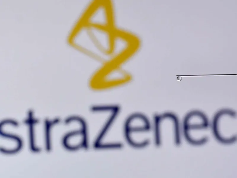 Vaccinul AstraZeneca nu crește riscul formării unor cheaguri de sânge. / Foto: cnn.com