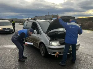 O cauză a accidentelor rutiere din România? 45% din vehiculele verificate de RAR, pericole pe roți. - Foto: Facebook/Registrul Auto Român Oficial