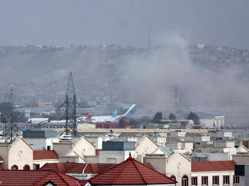 11 pușcași marini și un medic militar, uciși în exploziile din Kabul/Foto: afp