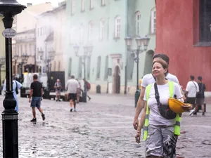 Cum arată România în COD ROȘU de CANICULĂ. Zeci de mii de români au sunat la 112 - Foto: Profimedia Images (rol ilustrativ)