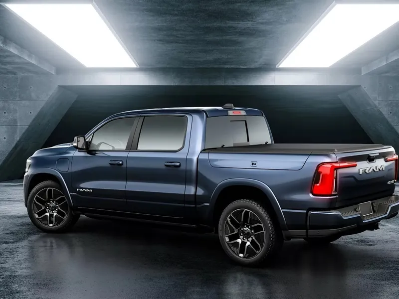 Dodge a prezentat la Salonul Auto de la New York 2023 pick-up-ul electric „monstruos” RAM 1500 REV. - Foto: Dodge