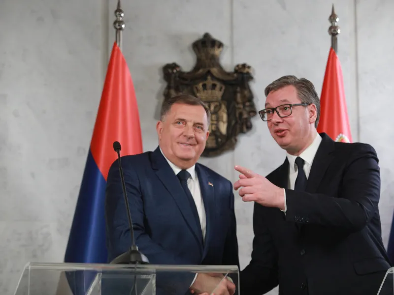 Milorad Dodik și președintele sârb Aleksandar Vucic-Foto: Profimedia Images