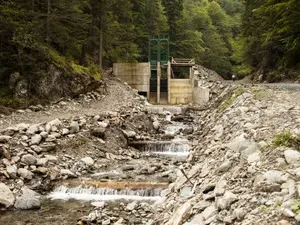 România riscă un infringement dacă schimbă limitele ariilor protejate pentru a se face hidrocentrale. / Foto: natgeo.ro