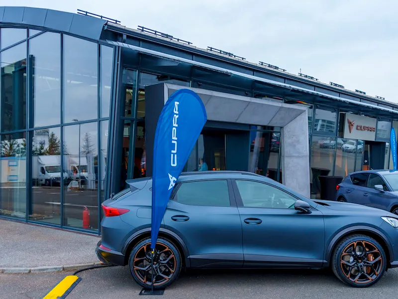 CUPRA Garage - Foto: Porsche Timișoara