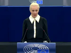 Văduva lui Navalnîi: „Soțul meu, torturat la ordinul monstrului care conduce Kremlinul” - Foto: X/ @Europarl_EN - Captura video