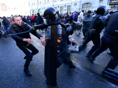 Rusia trebuie să-i elibereze imediat pe manifestanţii paşnici arestaţi la protestele din weekend/FOTO: Getty