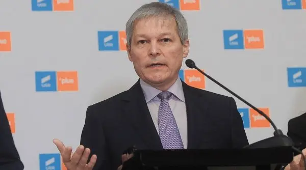 Dacian Cioloș nu s-a înțeles cu PNL și UDMR. Va propune luni un Guvern USR. / Foto: b1.ro