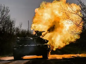 Peste 1.550 de vehicule blindate, 230 de tancuri și alte echipamente militare NATO, livrate Ucrainei - Foto: Facebook/ Volodimir Zelenski -  Caracter ilustrativ