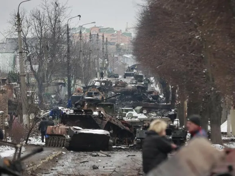 VIDEO Bombardamente grele la Mariupol, Hersonul înconjurat, consulatul sloven din Harkov, distrus / Republic World