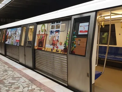 Panică la metrou pe linia Piaţa Iancului - Piaţa Victoriei. O persoană a leșinat într-un tren - FOTO: Facebook/Metrorex