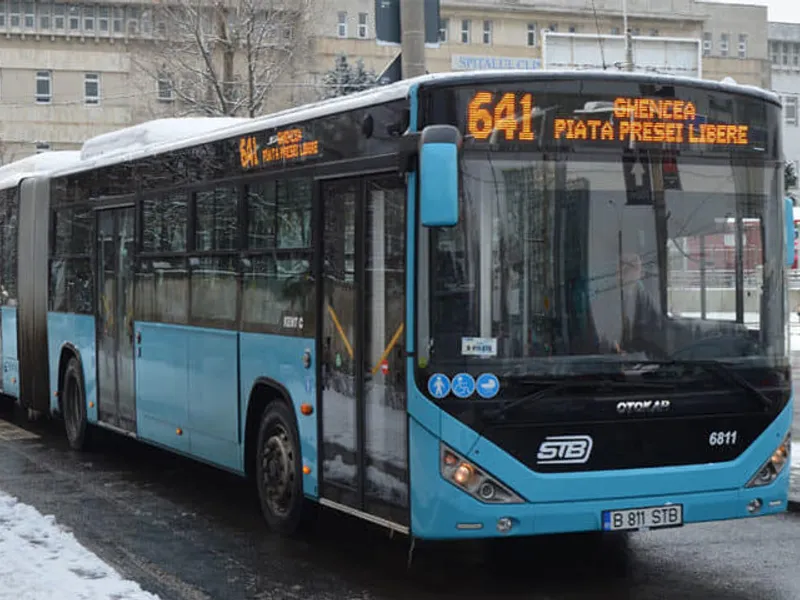 Autobuzele nu mai au voie pe liniile de tramvai. FOTO: Facebook