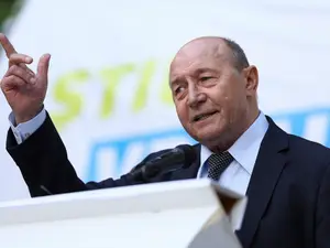 Traian Băsescu a fost internat la spital cu gripă Foto: Inquam Photos / Sabin Cirstoveanu - rol ilustrativ