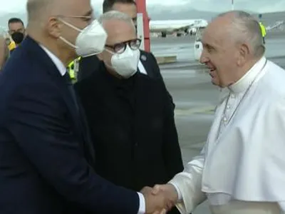 Papa Francisc a ajuns în Grecia, după vizita în Cipru/FOTO: Vatican News