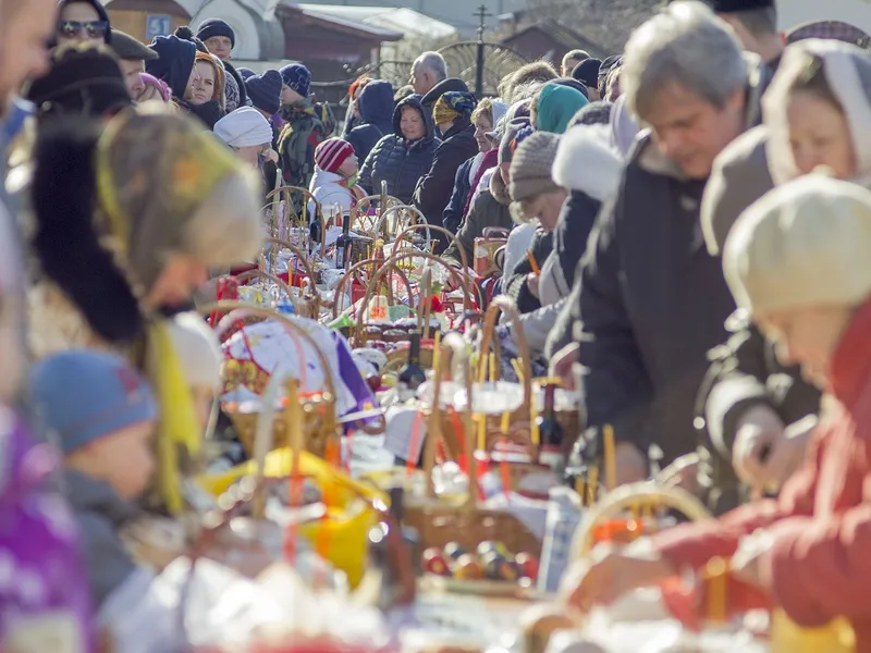 Oamenii pun mese întinse de Paște Foto: Pixabay.com (rol ilustrativ)