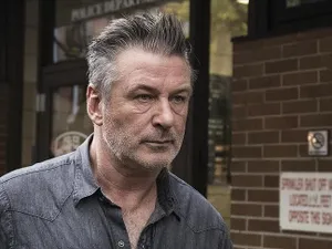 Alec Baldwin victimă a unui incident similar cu cel în care a murit Brandon Lee/Foto: hoolywoodnews