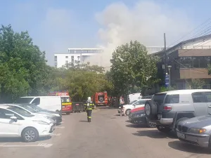 Incendiu de proporții în București Foto: ISU B-If