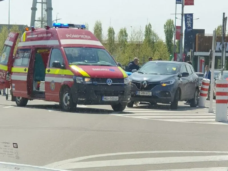 Accident grav în parcarea Ikea Pallady - Foto: facebook/ Info Trafic București si Ilfov-Radare,Filtre - ROL ILUSTRATIV