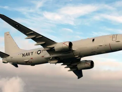 Un avion american antisubmarin, de tip P-8A Poseidon, interceptat de un MiG-31 rusesc în Arctica. / Foto: ainonline.com