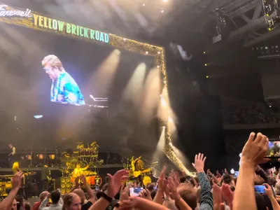 Elton John a susținut ultimul concert - Goodbye Yellow Brick Road - Foto: captură video