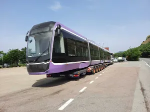 Tramvaiele noi stau în depou, în timp ce călătorii merg cu garnituri vechi de 50 de ani Foto: clubferoviar.ro (fotografie cu caracter ilustrativ)