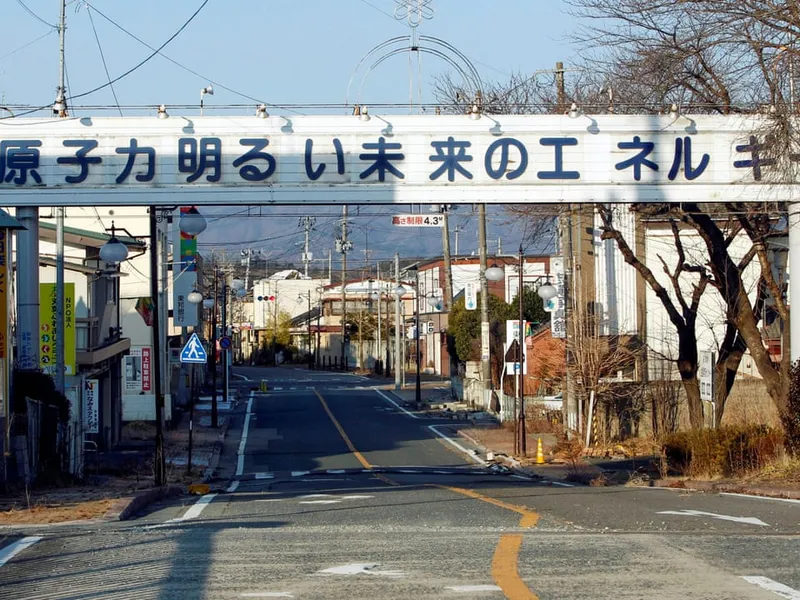 Locuitorii din Fukushima au voie să se întoarcă acasă /foto: the guardian