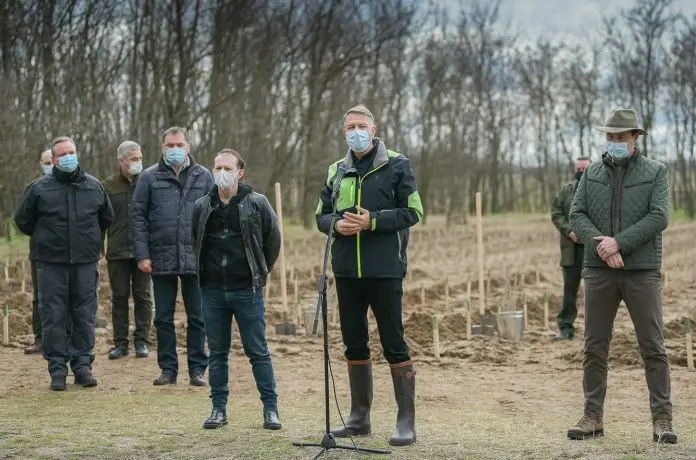 Klaus Iohannis la Dăbuleni/FOTO: ecopolitic.ro