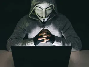 Anonymous desecretizează planurile Kremlinului. Rusia pregătește un fake news grosolan/FOTO: The Independent