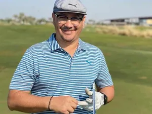 Victor Ponta pe terenul de golf din Dubai Foto: PSNews