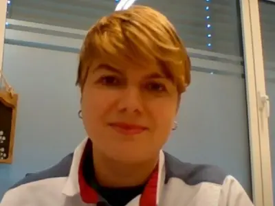 Dr. Veronica Popescu: Recomandăm pacienților cu scleroză multiplă să se vaccineze