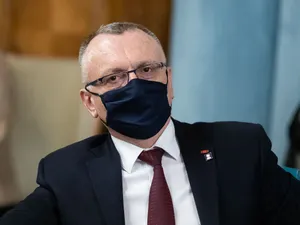 Peste 154.000 de angajaţi din sistemul de învăţământ / Sorin Cîmpeanu / gov.ro