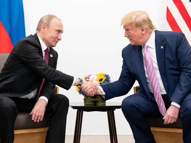 Putin acceptă negocieri de pace în Ucraina, cu o condiție. Trump are „misiunea” de a „calma” Europa - Foto: Profimedia images