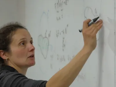 Valentina Wheeler, matematiciana care folosește geometria ca „armă” împotriva bolilor de sânge - Foto: Captură video  Australian Academy of Science