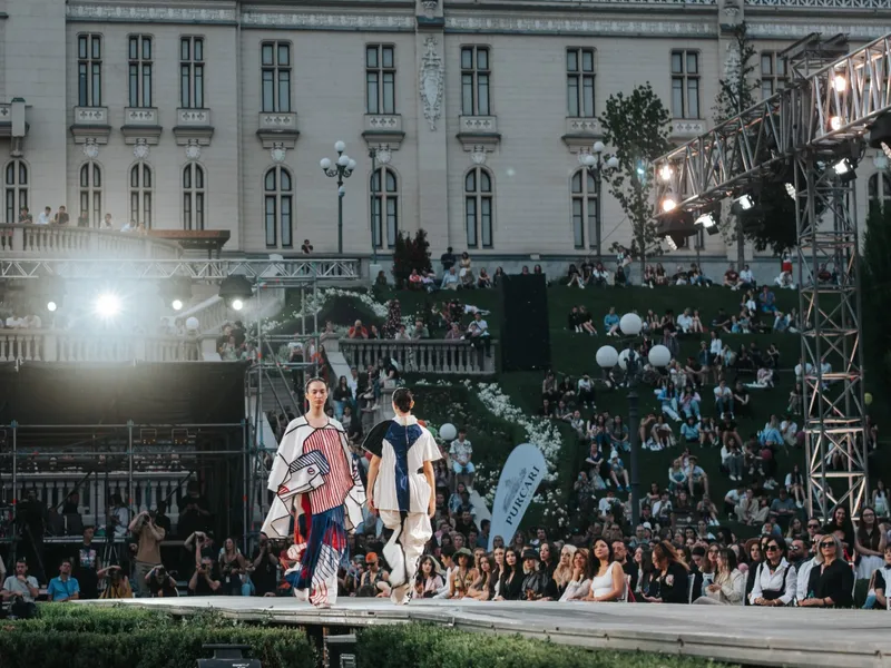 Premieră la Romanian Fashion Week: 8 designeri au lansat o colecție împreună cu Irina Schrotter - Foto: Romanian Fashion Week