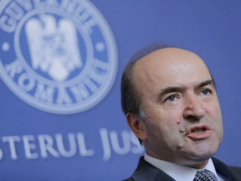 Tudorel Toader acționează împotriva României. Foto Inquam Photos