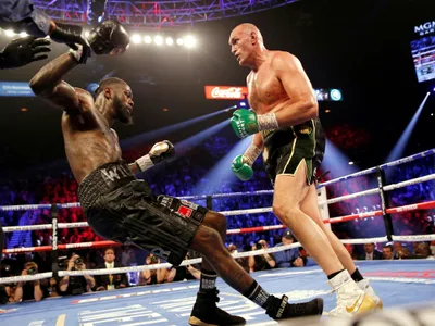 Tyson Fury și-a apărat titlul de campion mondial la box WBC. L-a făcut KO pe Deontay Wilder. / Foto: reuters.com