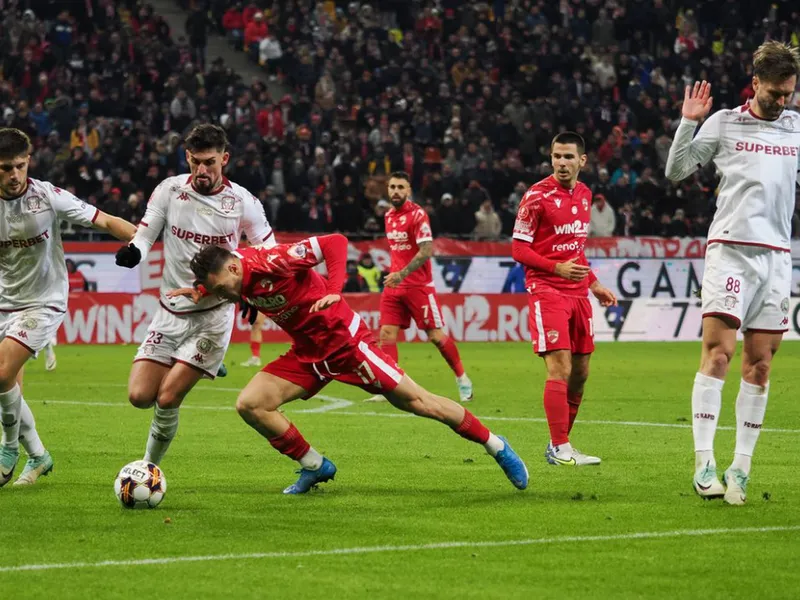 Derby-ul Dinamo - Rapid: „Câinii roșii” au luat bătaie, scor 1-2, deși s-au mișcat mai bine - Foto: gsp.ro